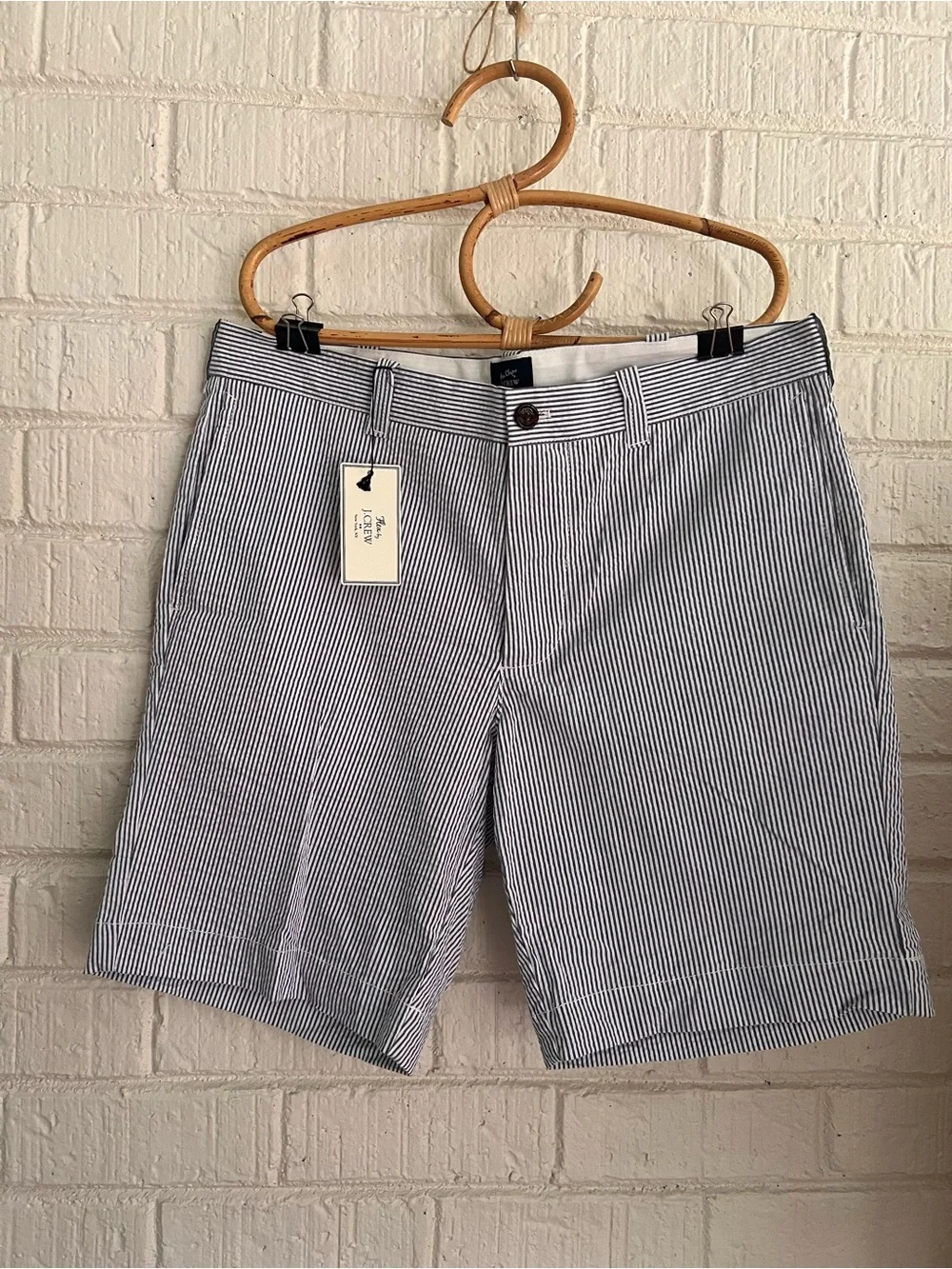 J. Crew Men’s Flex Sz 34 Navy and White Seersucker Flat Front 9” Shorts MSRP $79